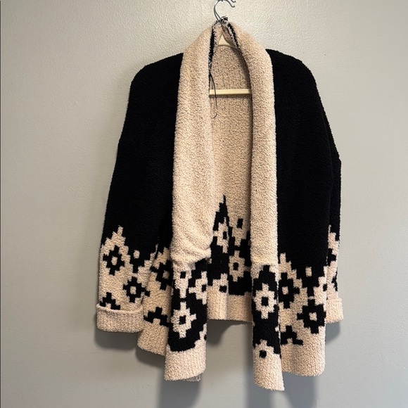 Knox Rose Sweaters - Cozy Black and Cream Women's cardigan